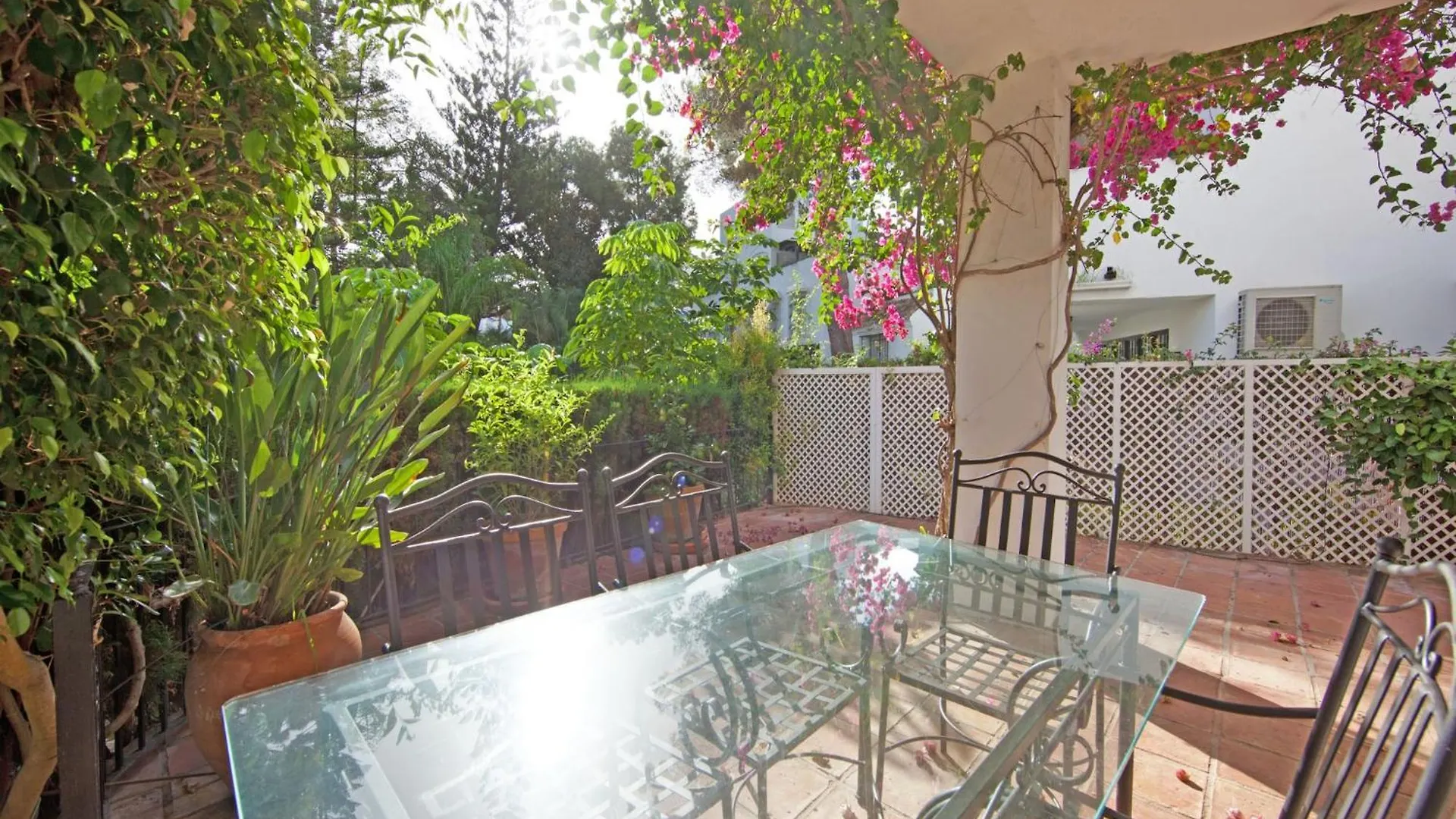 Pretty Apartment With Balcony Marbella