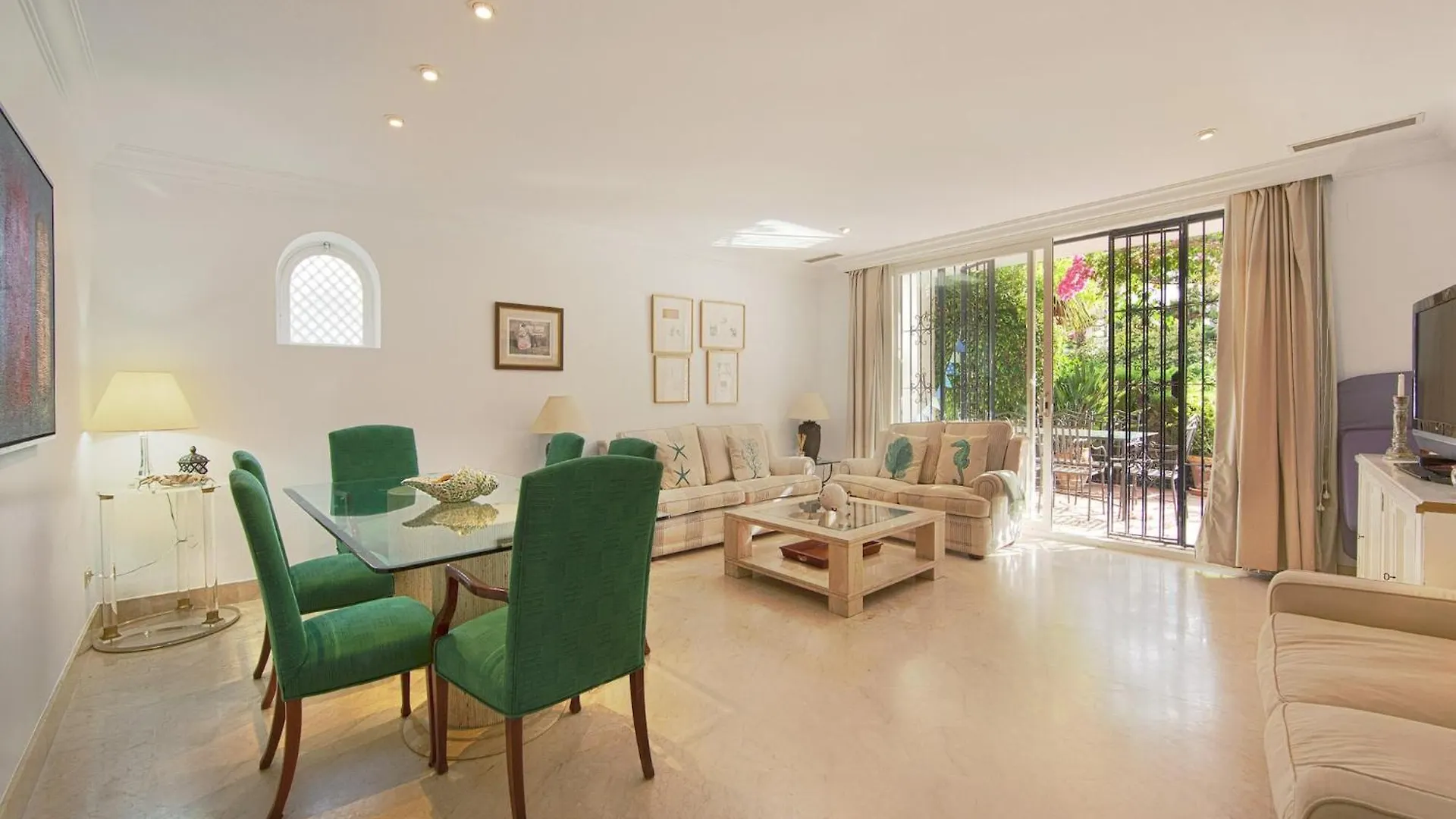 Pretty Apartment With Balcony Marbella Spain