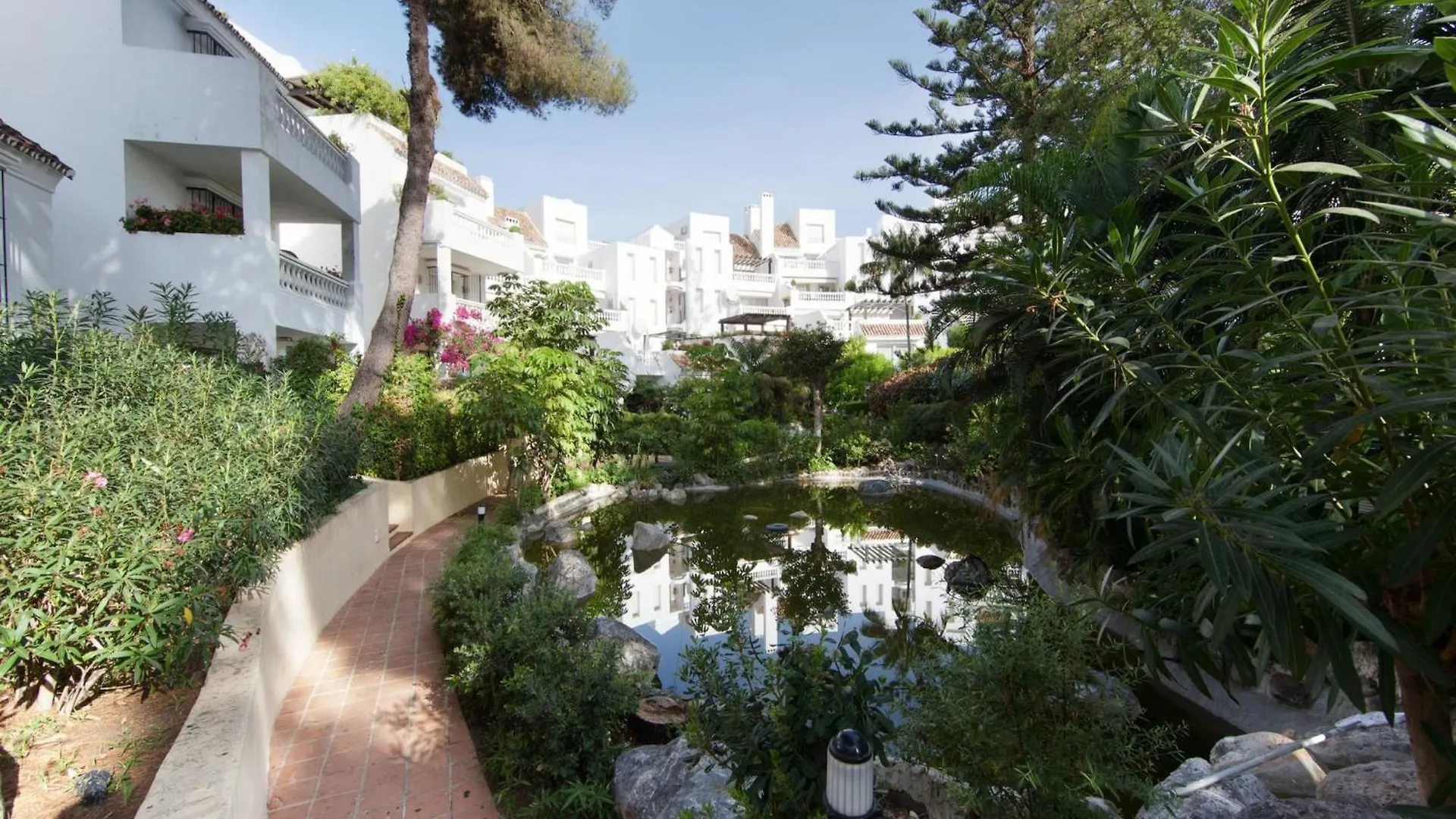 Pretty Apartment With Balcony Marbella 0*,