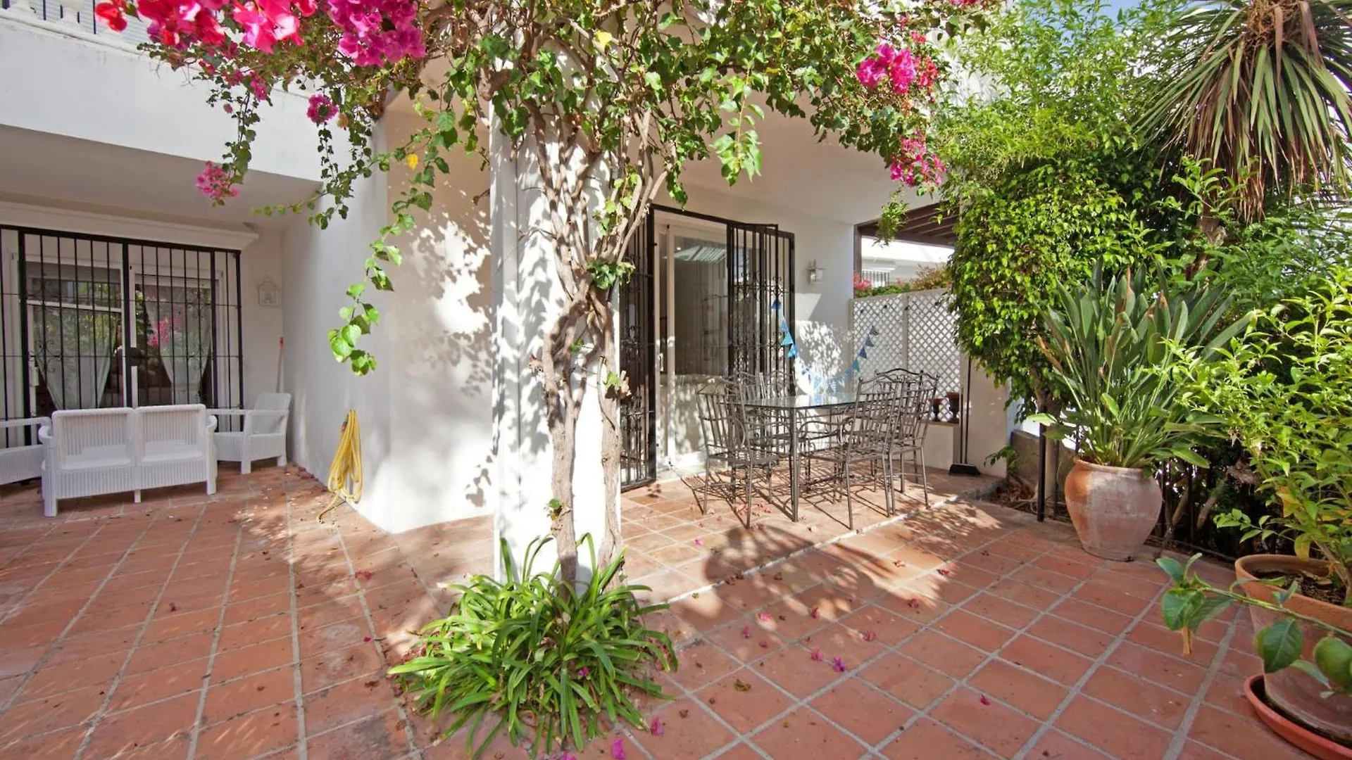 Pretty Apartment With Balcony Marbella